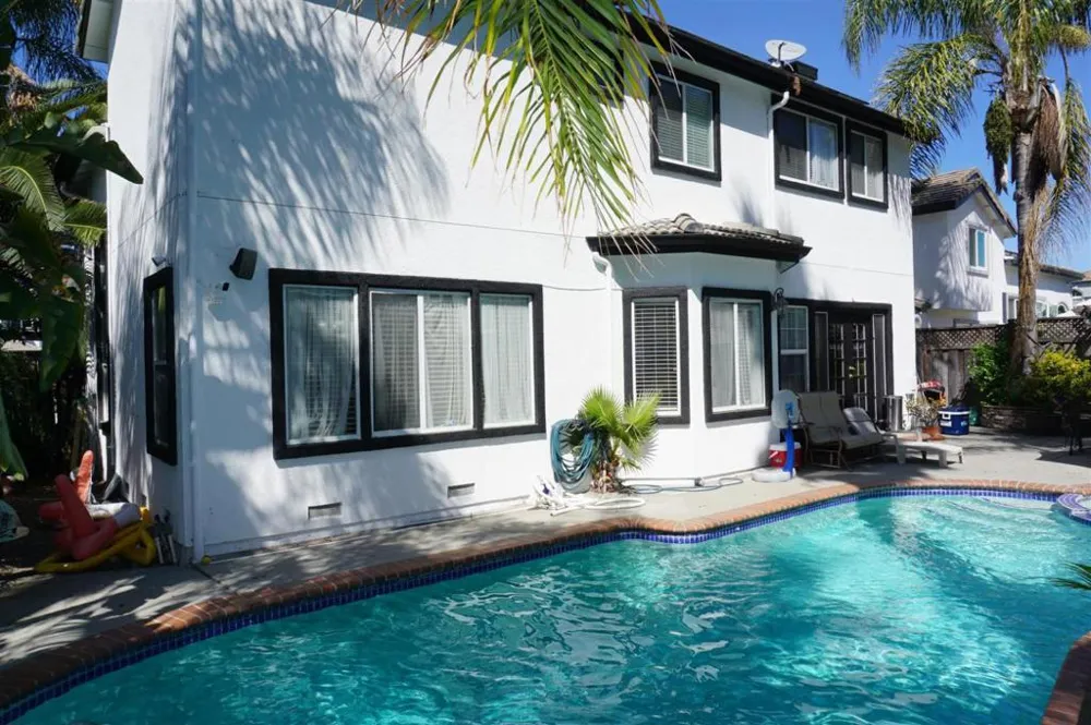 9402 Rodeo Drive Gilroy, CA 95020