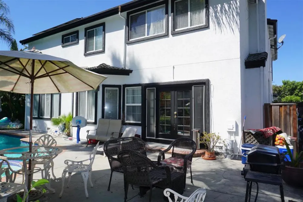 9402 Rodeo Drive Gilroy, CA 95020