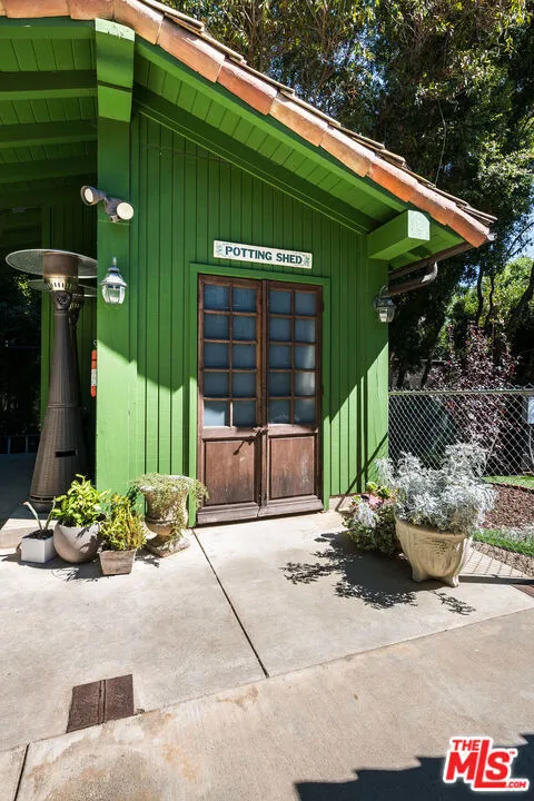 1550 Amalfi Drive Pacific Palisades, CA 90272