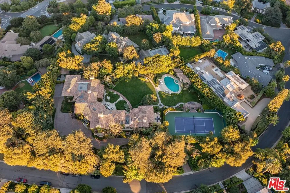 1550 Amalfi Drive Pacific Palisades, CA 90272