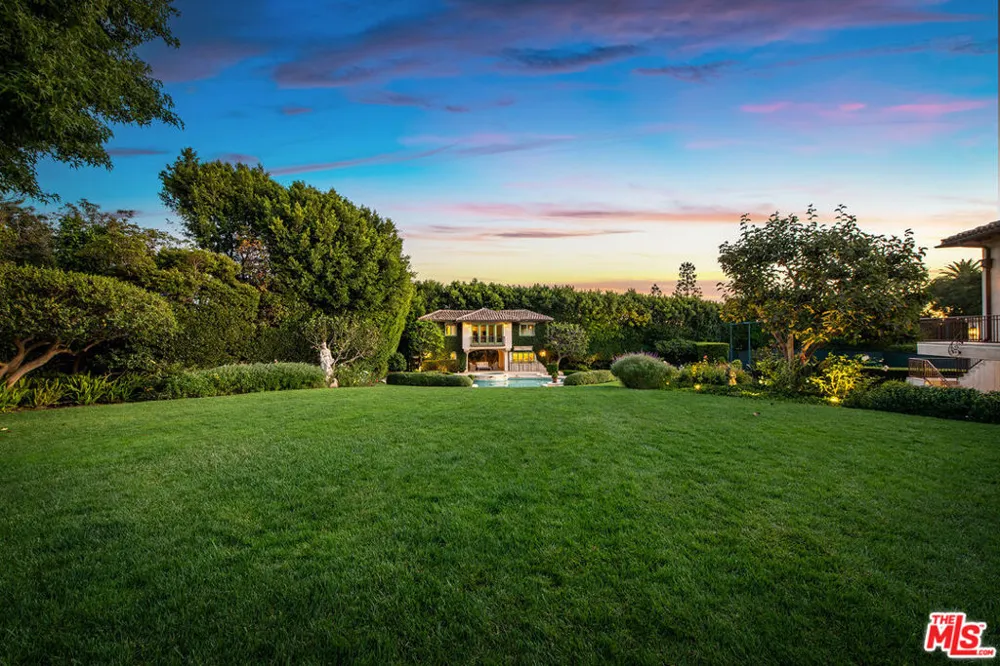 1550 Amalfi Drive Pacific Palisades, CA 90272
