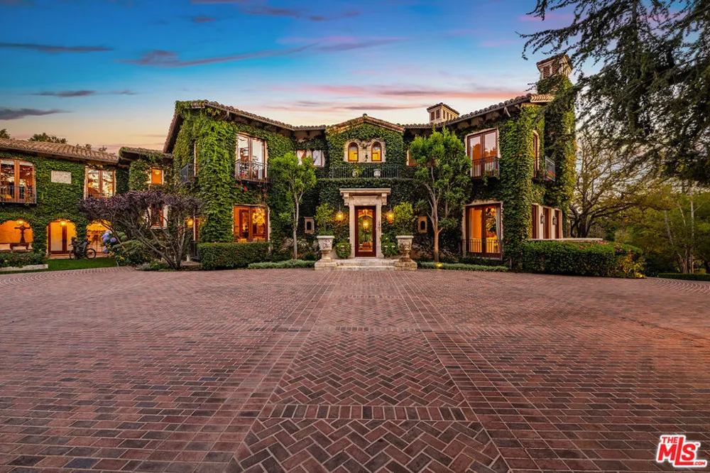 1550 Amalfi Drive Pacific Palisades, CA 90272