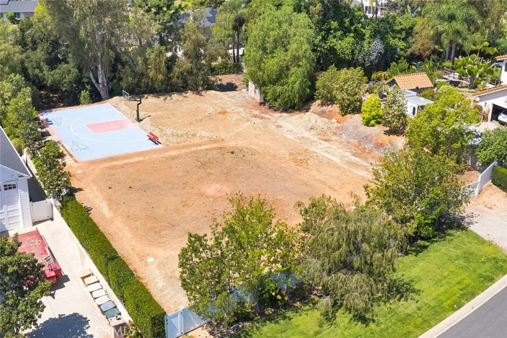 9641 Janice Villa Park, CA 92861