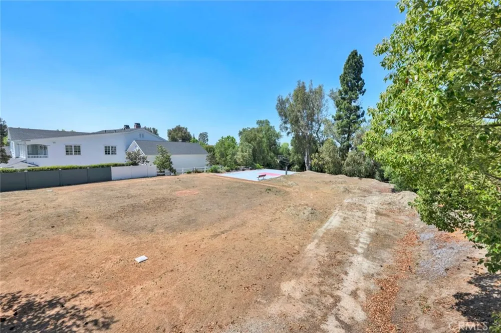 9641 Janice Villa Park, CA 92861