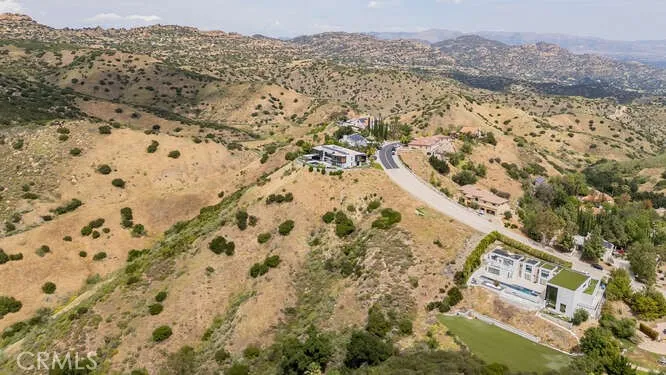 15 Wrangler Lane Bell Canyon, CA 91307