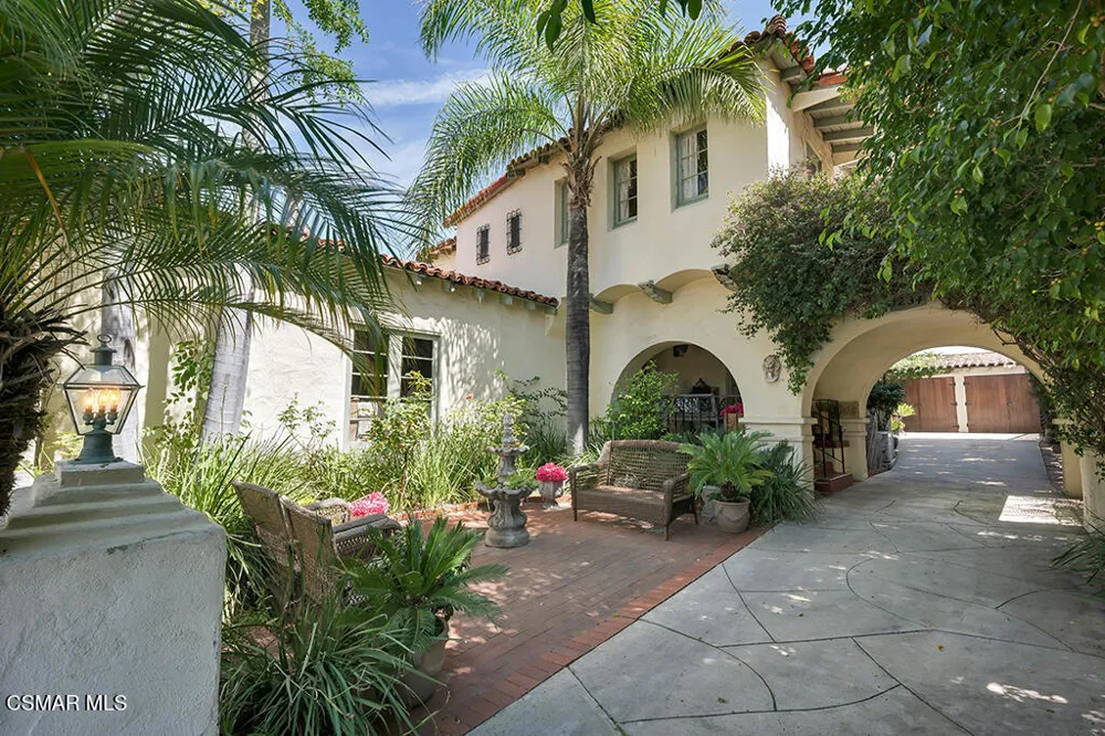 1234 Everett Street Glendale, CA 91207