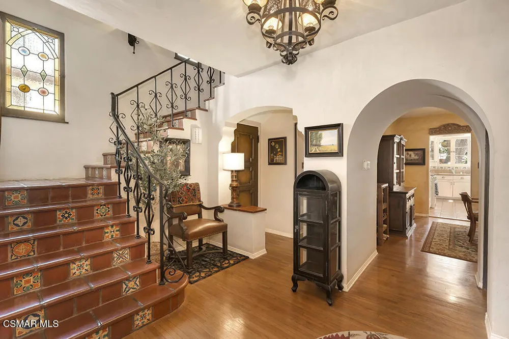 1234 Everett Street Glendale, CA 91207