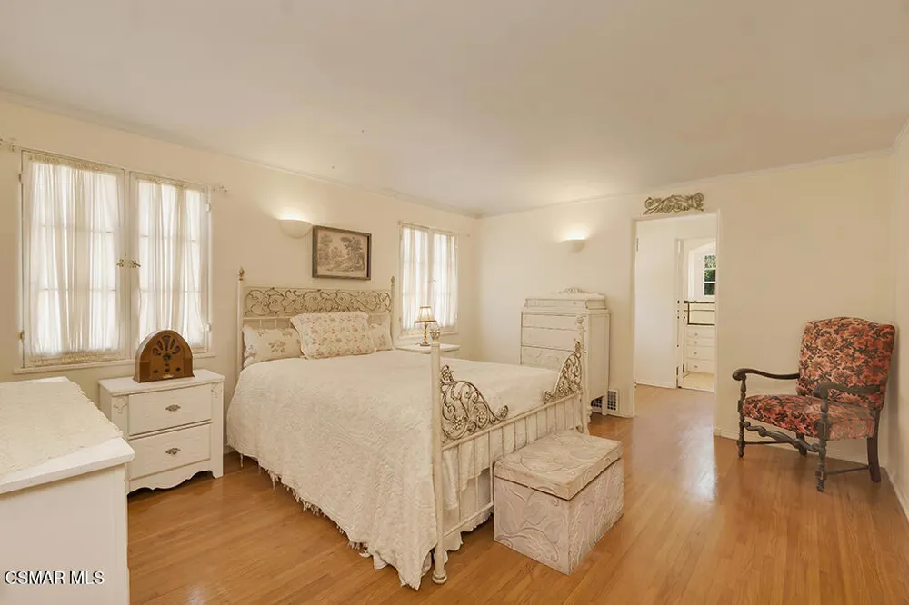 1234 Everett Street Glendale, CA 91207