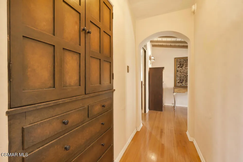 1234 Everett Street Glendale, CA 91207