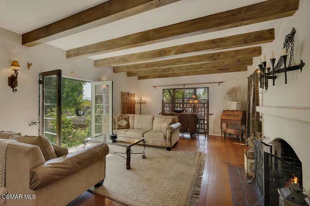 1234 Everett Street Glendale, CA 91207