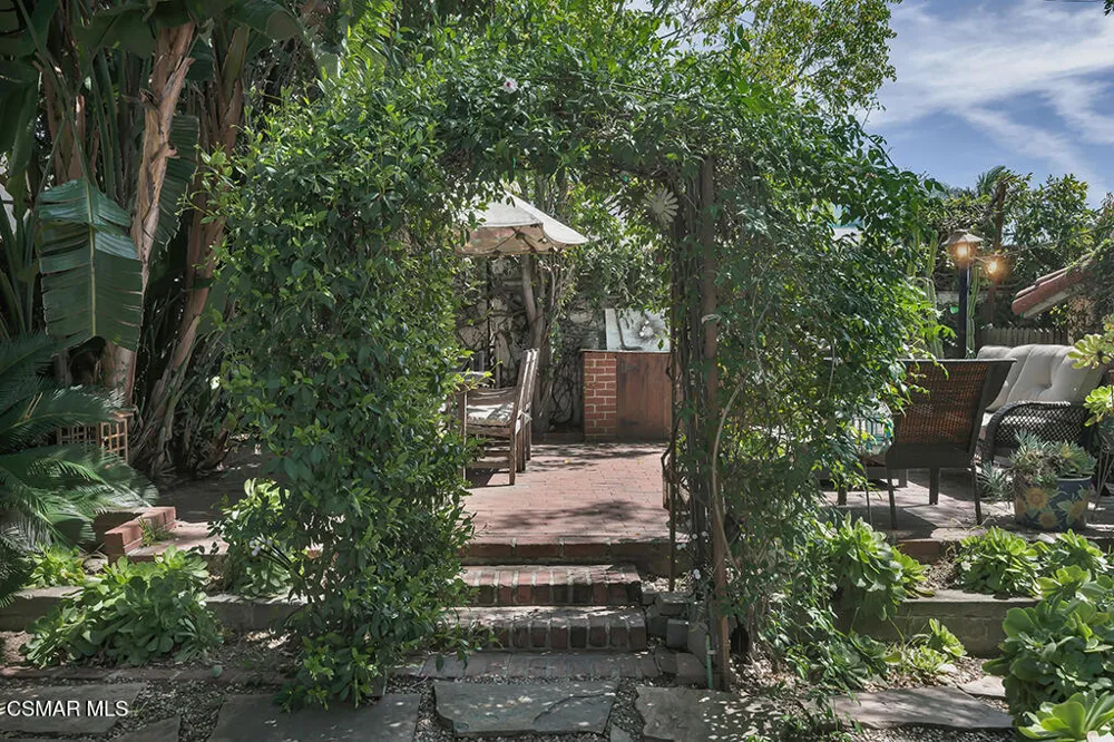1234 Everett Street Glendale, CA 91207