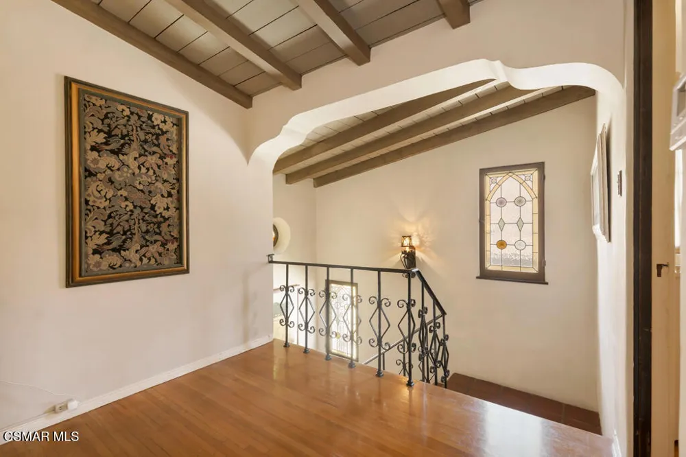 1234 Everett Street Glendale, CA 91207