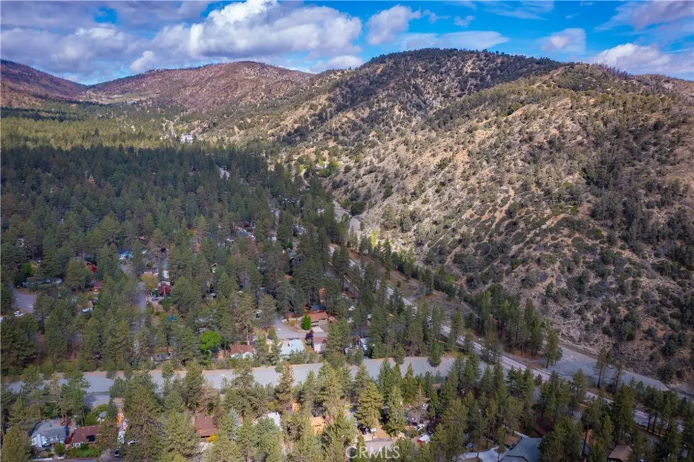 5744 Heath Creek Wrightwood, CA 92397