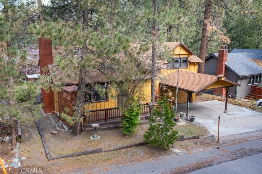 5744 Heath Creek Wrightwood, CA 92397