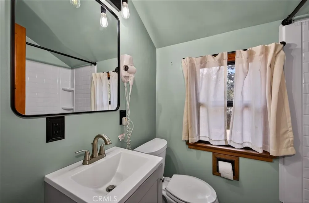 5744 Heath Creek Wrightwood, CA 92397