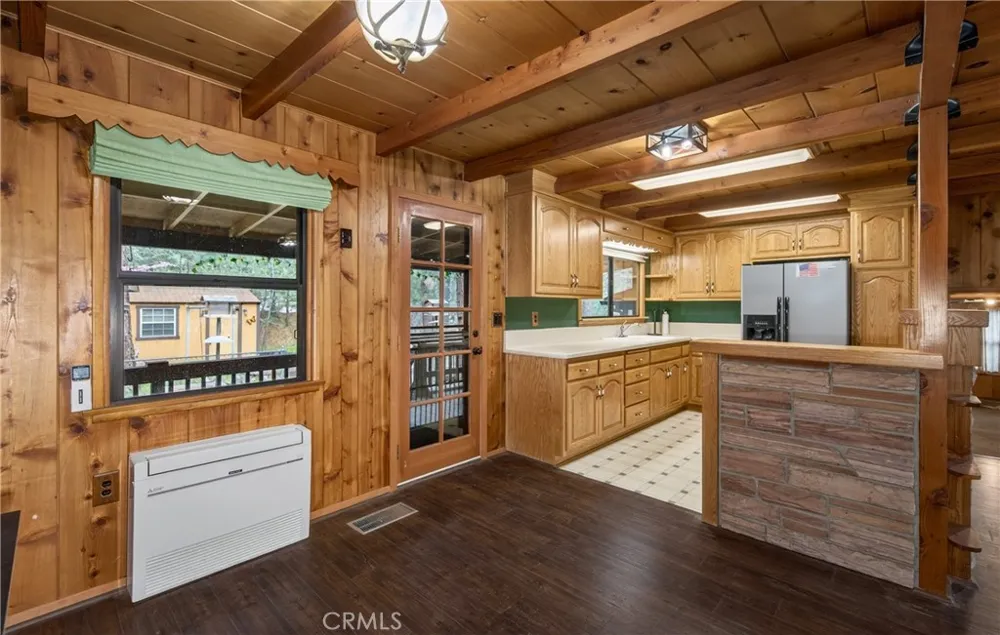 5744 Heath Creek Wrightwood, CA 92397