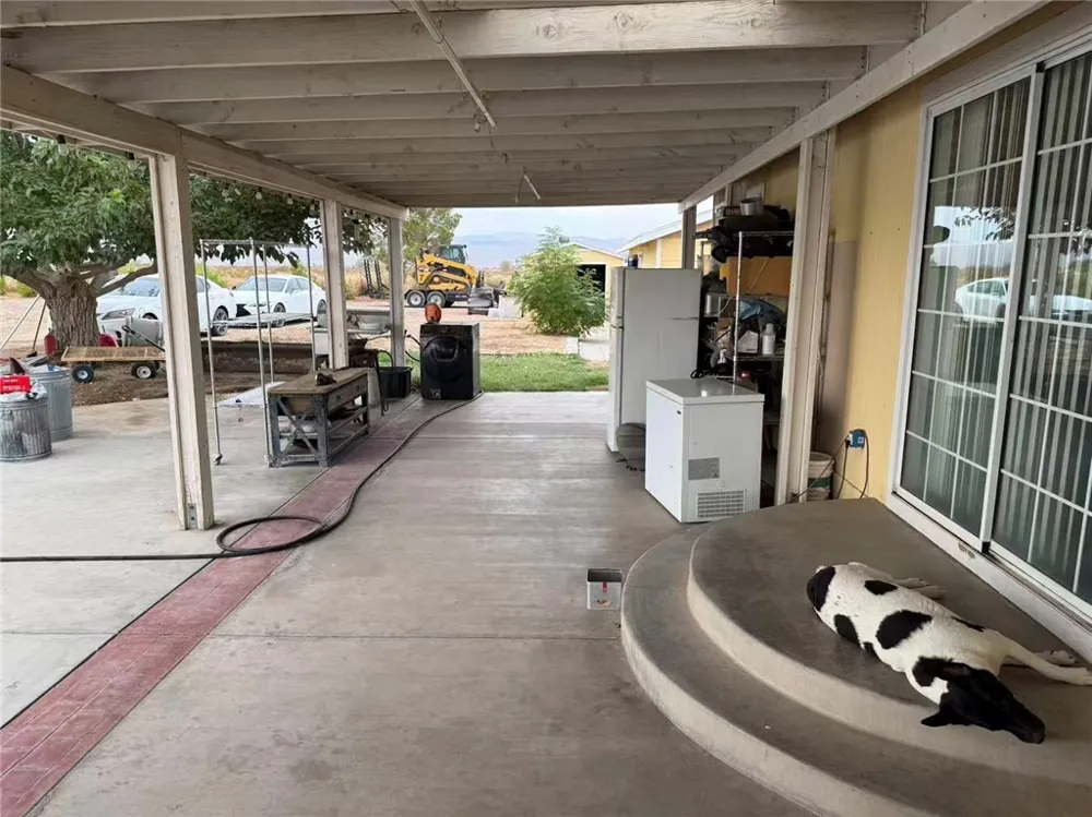 33979 Fremont Rd Newberry Springs, CA 92365