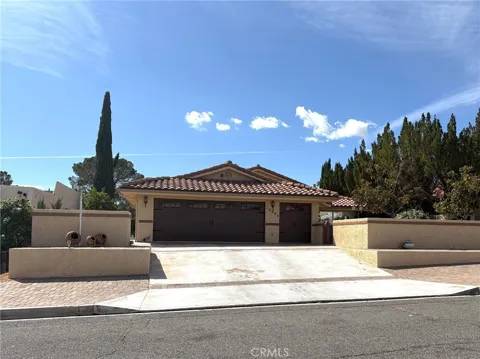 14695 Greenbriar