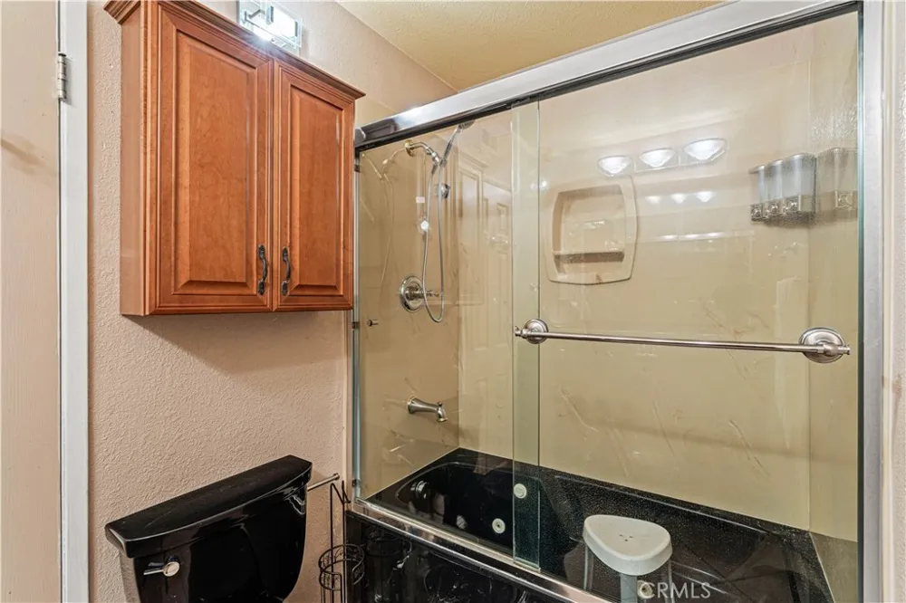 1639 S Heritage Circle Anaheim, CA 92804