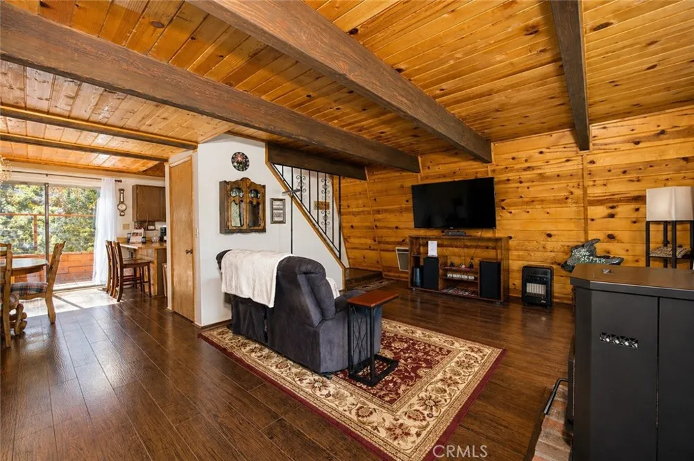 1916 Rustic Way Pine Mountain Club, CA 93222