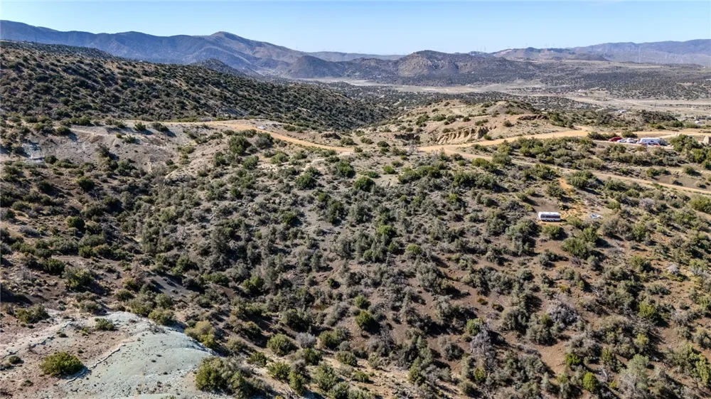 11101 Halter Tehachapi, CA 93561