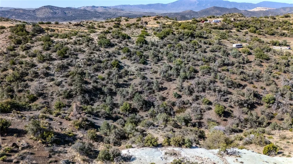 11101 Halter Tehachapi, CA 93561