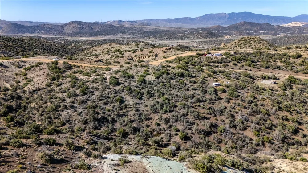 11101 Halter Tehachapi, CA 93561