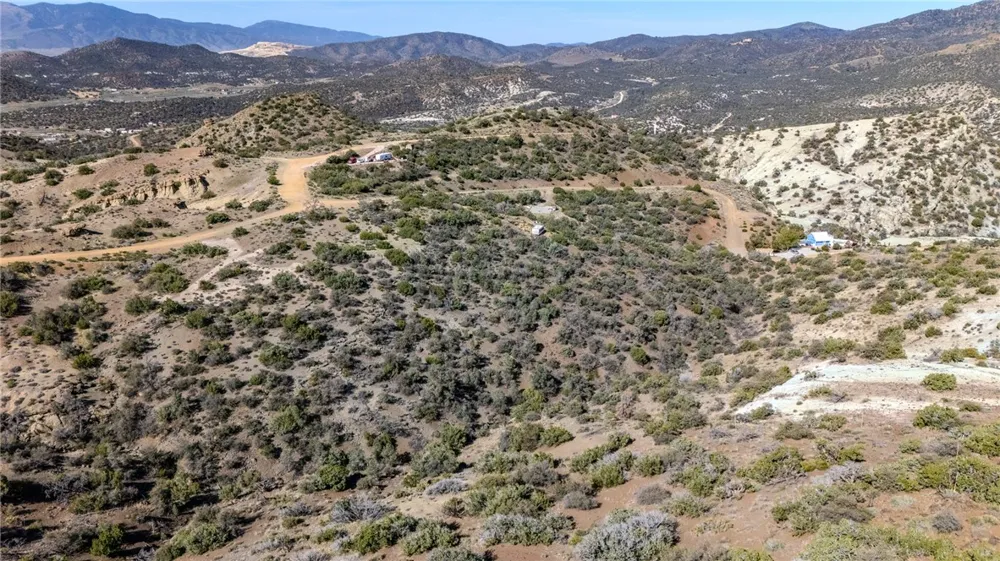 11101 Halter Tehachapi, CA 93561