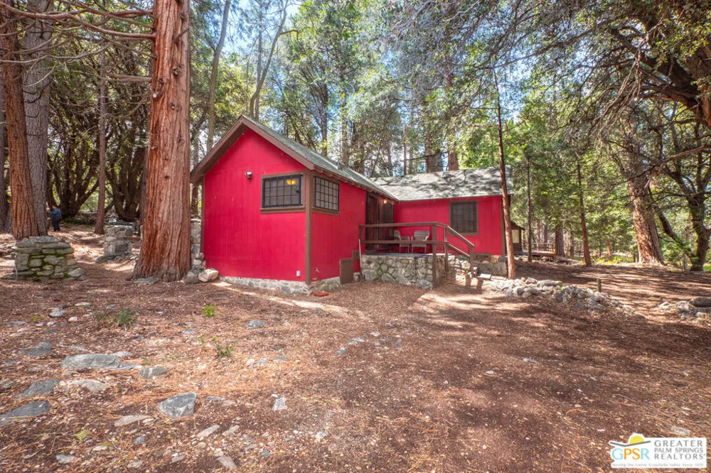 76 Seven Oaks Trail Angelus Oaks, CA 92305