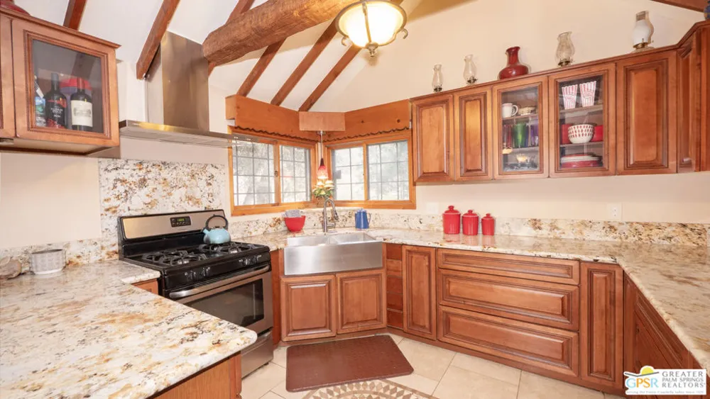 76 Seven Oaks Trail Angelus Oaks, CA 92305