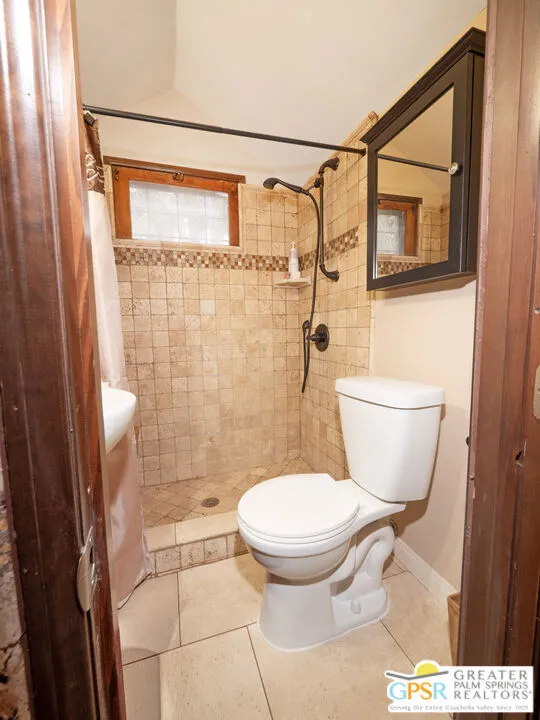 76 Seven Oaks Trail Angelus Oaks, CA 92305