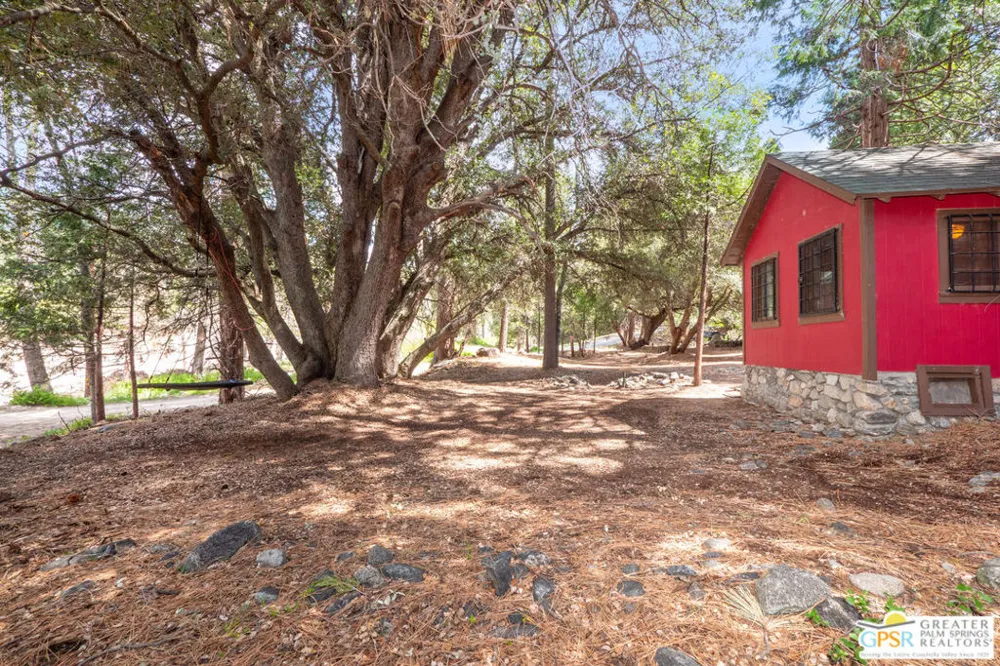 76 Seven Oaks Trail Angelus Oaks, CA 92305
