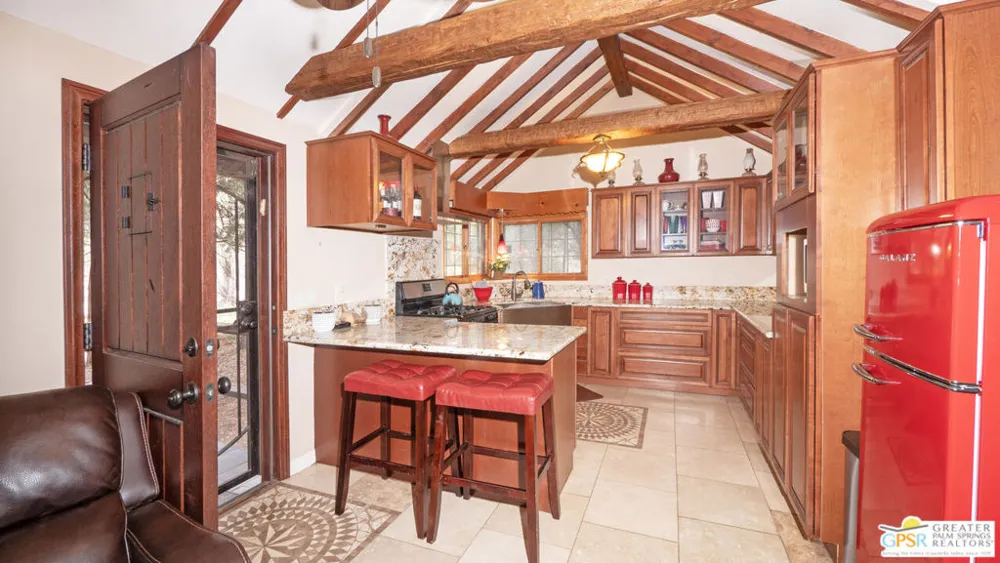 76 Seven Oaks Trail Angelus Oaks, CA 92305