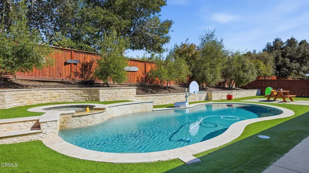 397 Savanna Drive Los Alamos, CA 93440