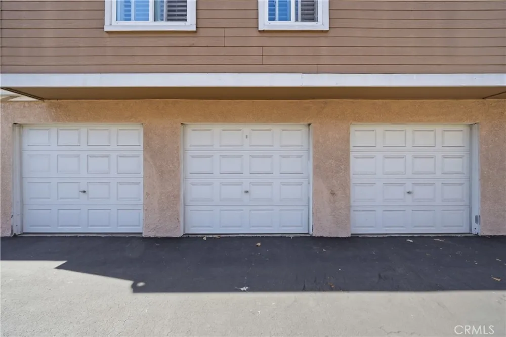 10452 W Briar Oaks Stanton, CA 90680