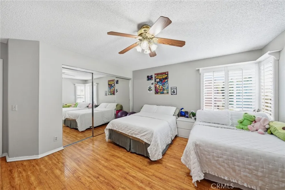 10452 W Briar Oaks Stanton, CA 90680