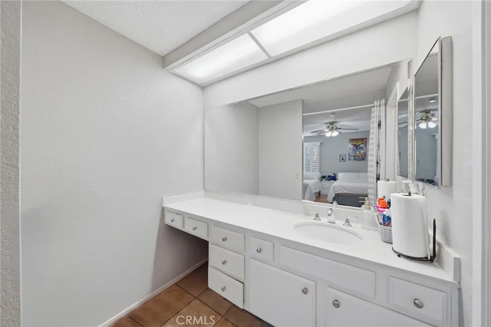 10452 W Briar Oaks Stanton, CA 90680