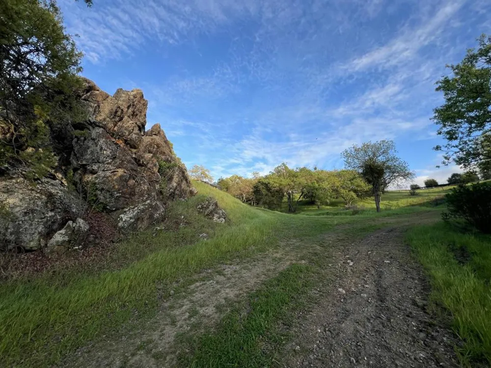 Oak Glen Avenue Morgan Hill, CA 95037