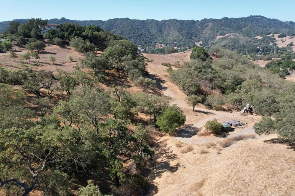 Oak Glen Avenue Morgan Hill, CA 95037