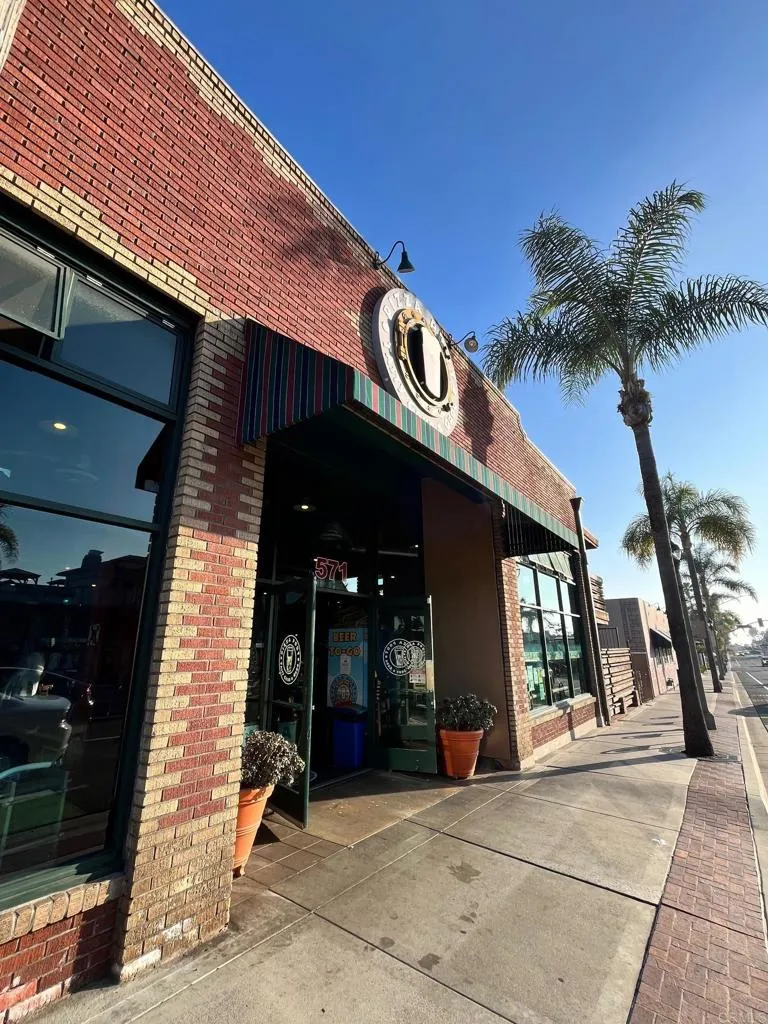 3328 Roosevelt Street Carlsbad, CA 92008