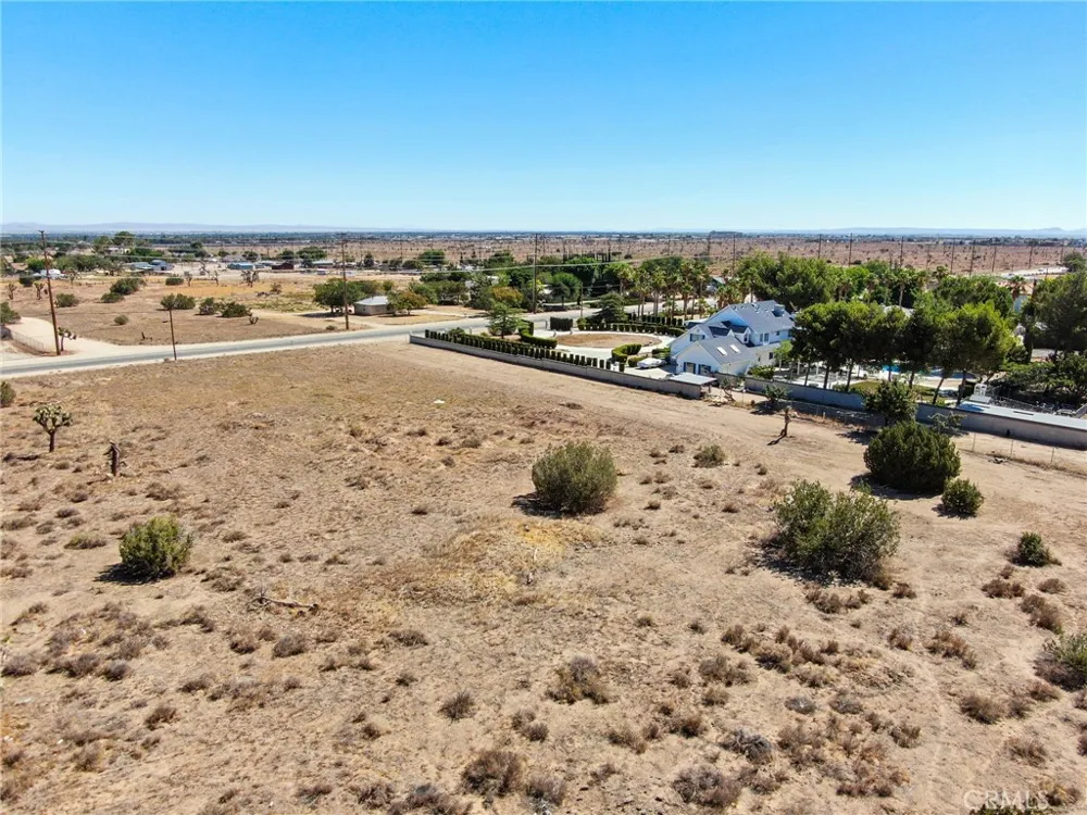 2060 W Avenue N Palmdale, CA 93551