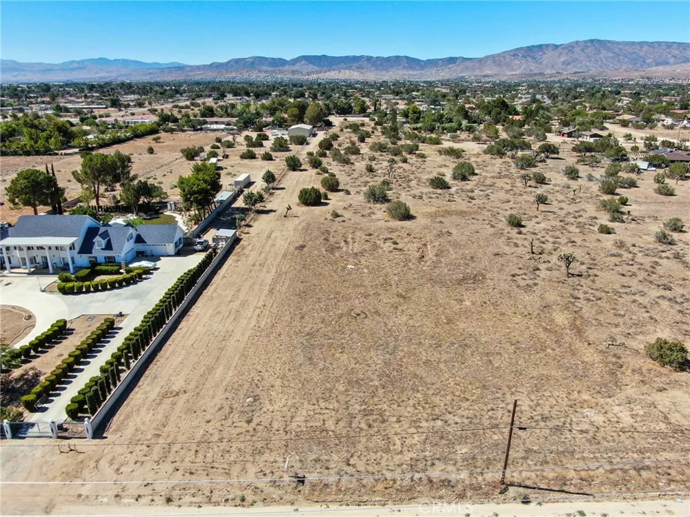2060 W Avenue N Palmdale, CA 93551
