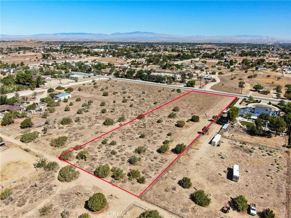 2060 W Avenue N Palmdale, CA 93551