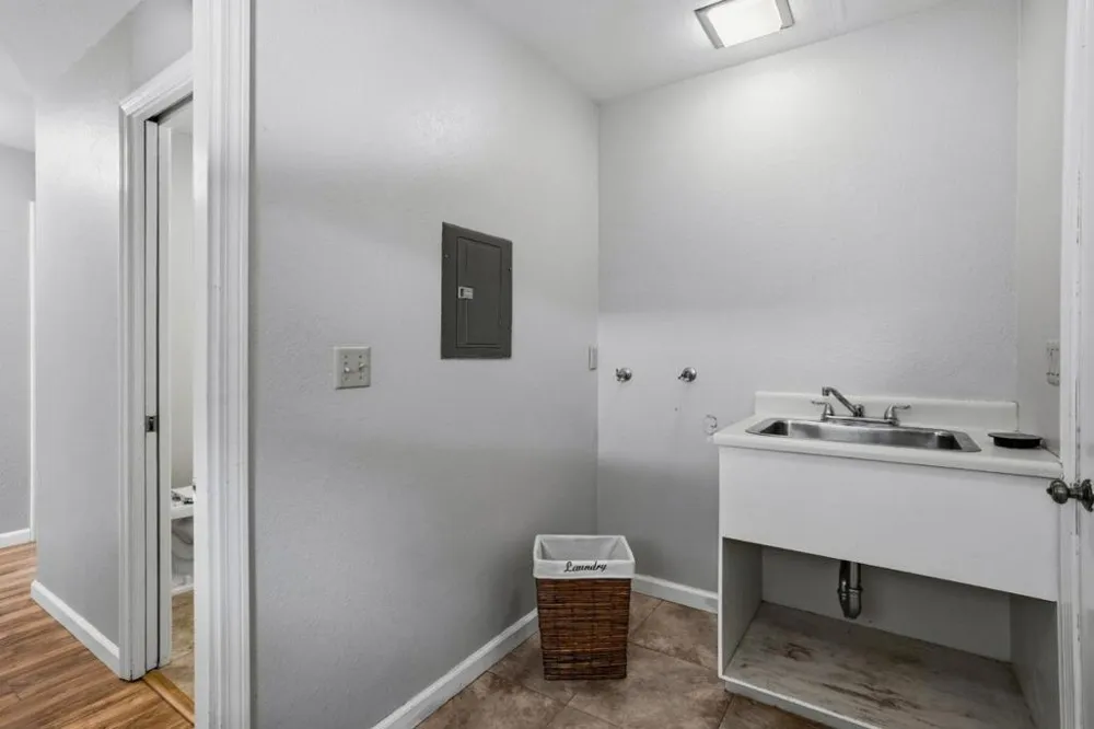 300 Winona Way Aptos, CA 95003