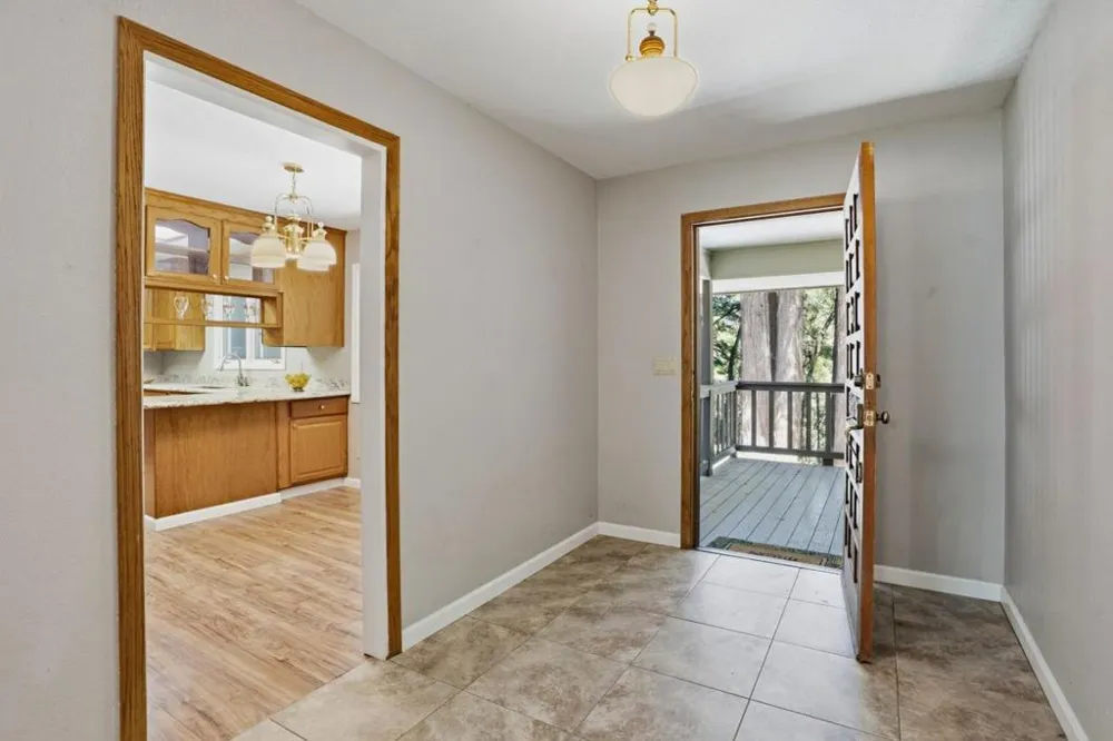 300 Winona Way Aptos, CA 95003