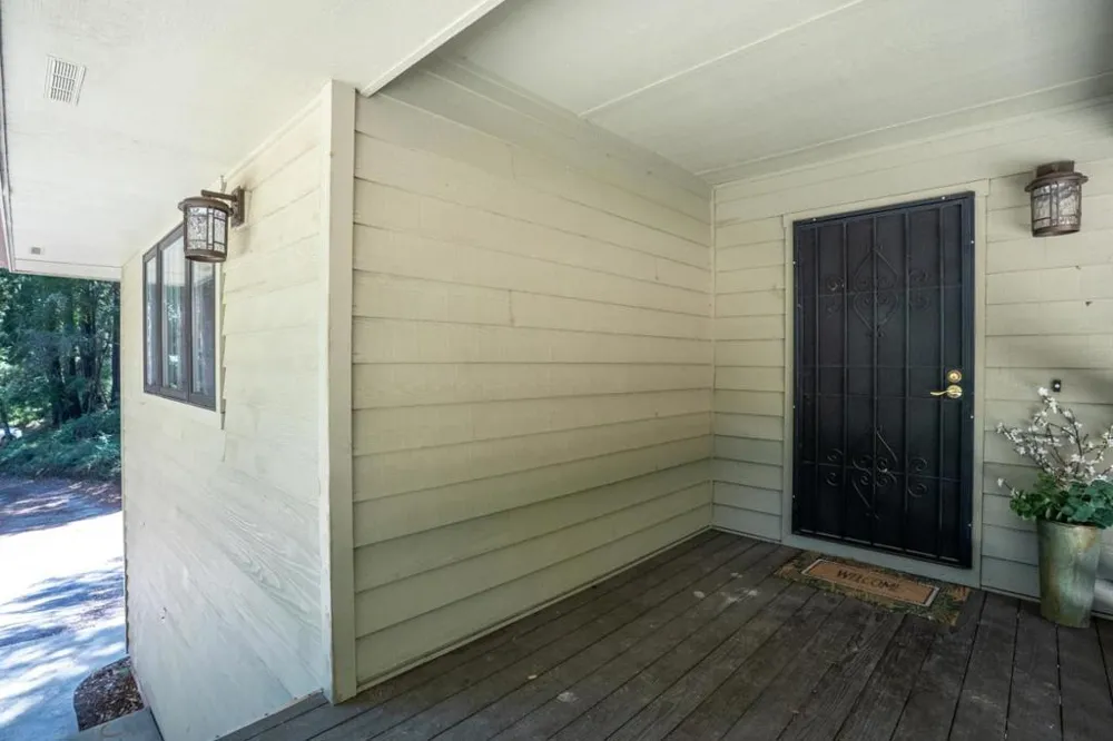 300 Winona Way Aptos, CA 95003