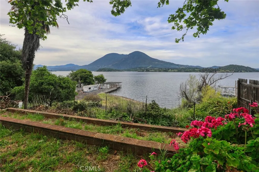 9195 Glenhaven Glenhaven, CA 95443