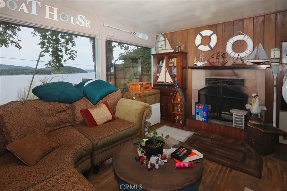9195 Glenhaven Glenhaven, CA 95443
