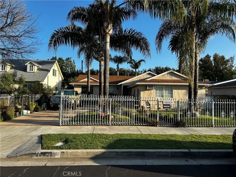 22625 Kittridge Street