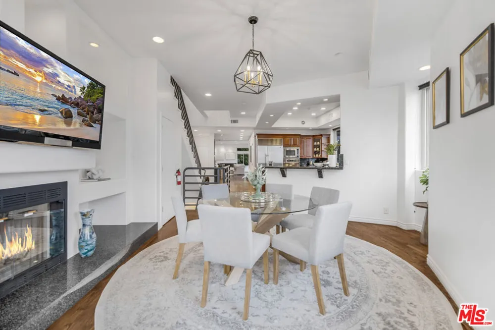 8507 Franklin Avenue Los Angeles, CA 90069